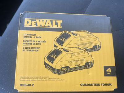 Dewalt (2 pack ) 4Ah Batteries New