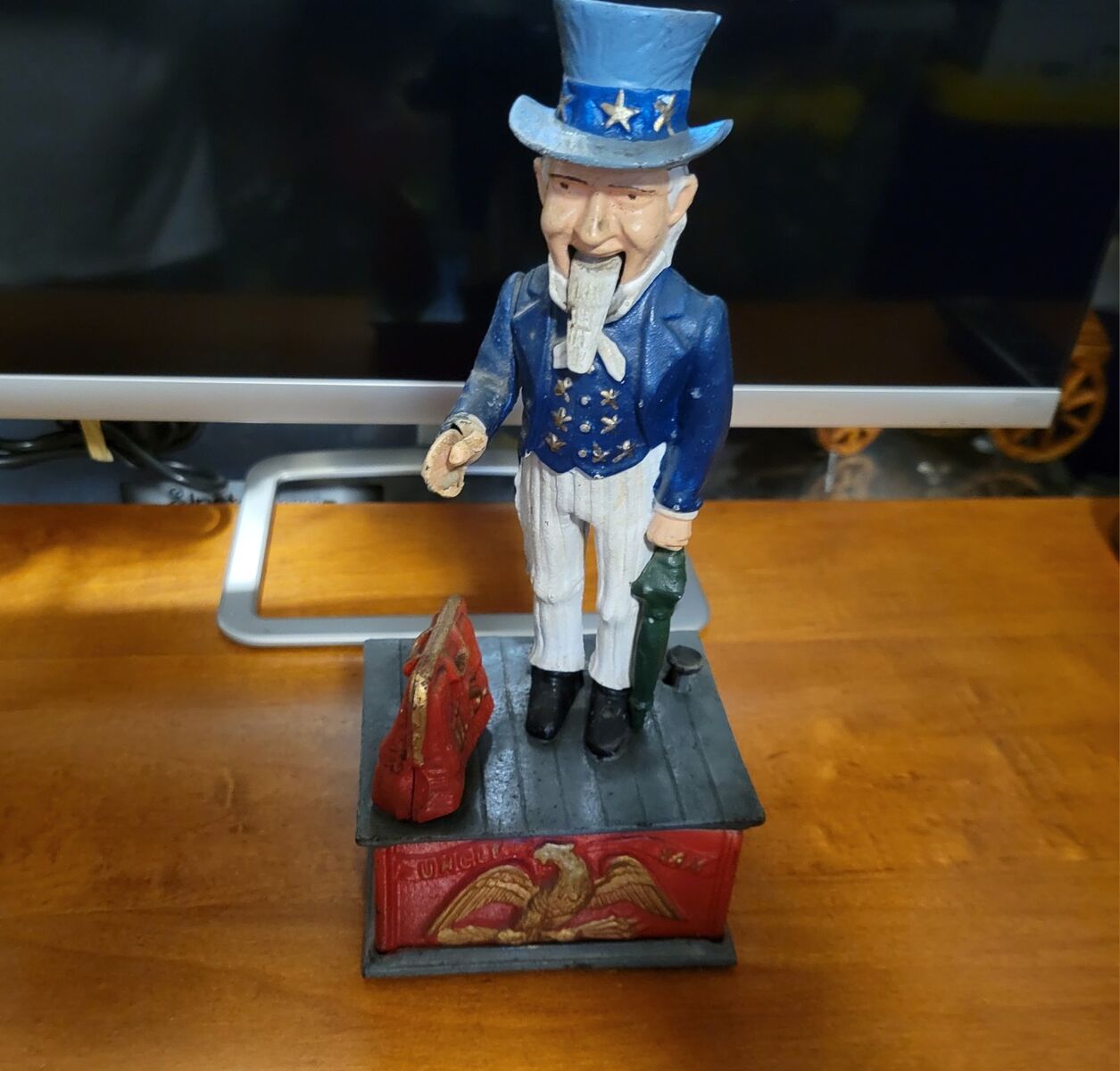Main image 2