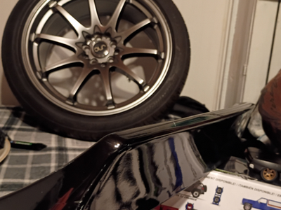 OBO!!!! ONLY USED 4 MONTHS!!! JNC Hyper Black 18iN wheels