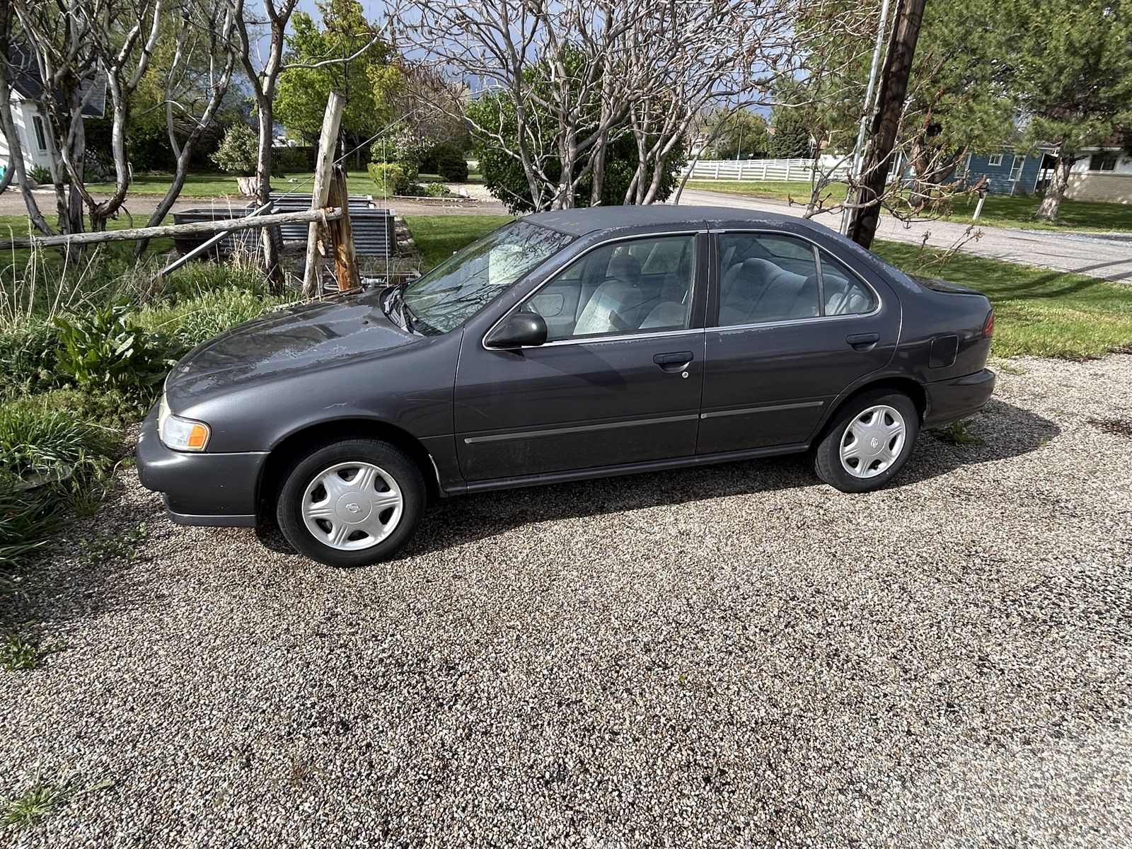 1998 NISSAN SENTRA GLE