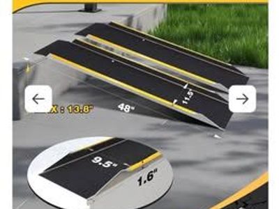 Heavy-Duty Aluminum Loading Ramps (Pair) - 1,200 lb Capacity - New