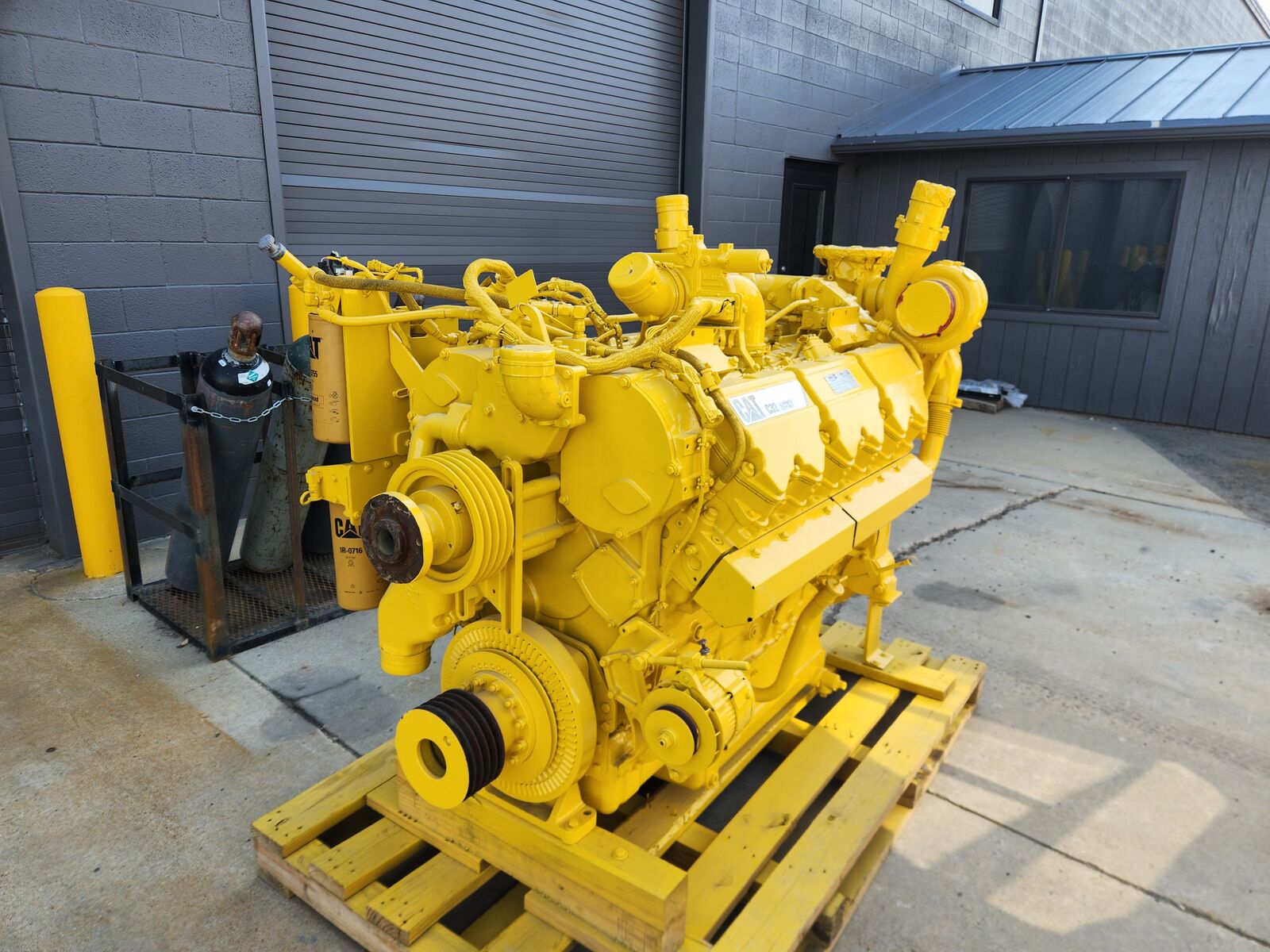 Caterpillar C32 Reman Engine