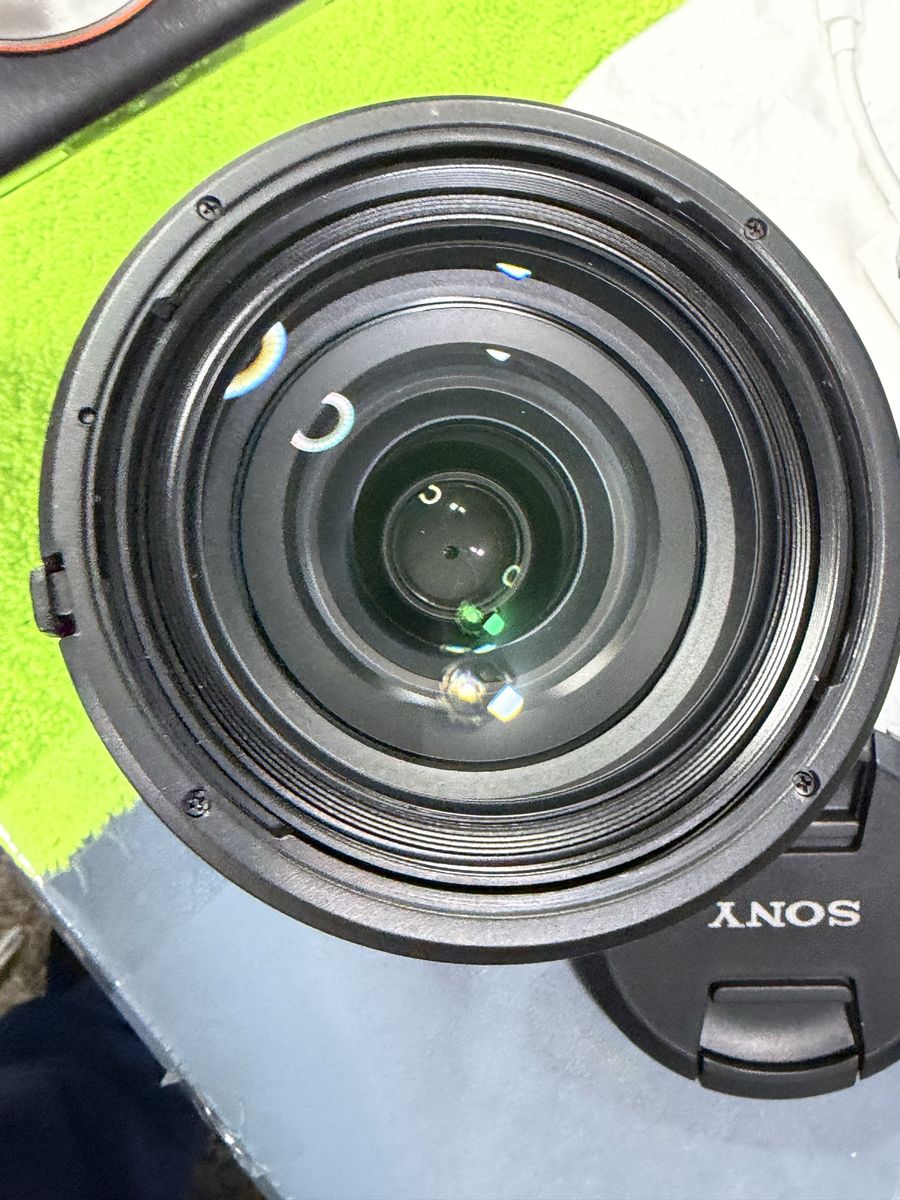 Main image 3