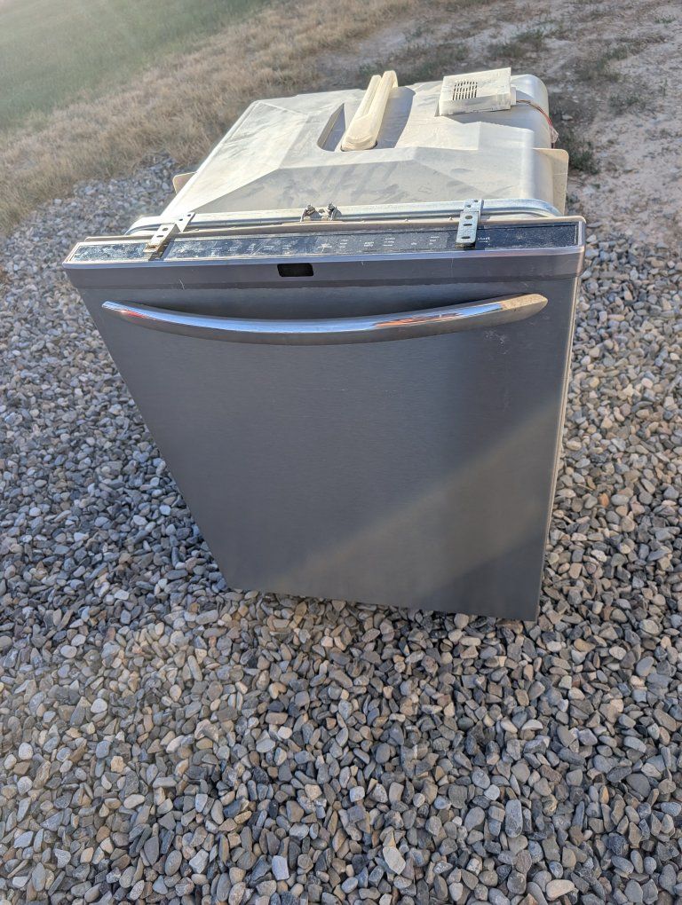 Frigidaire Dishwasher