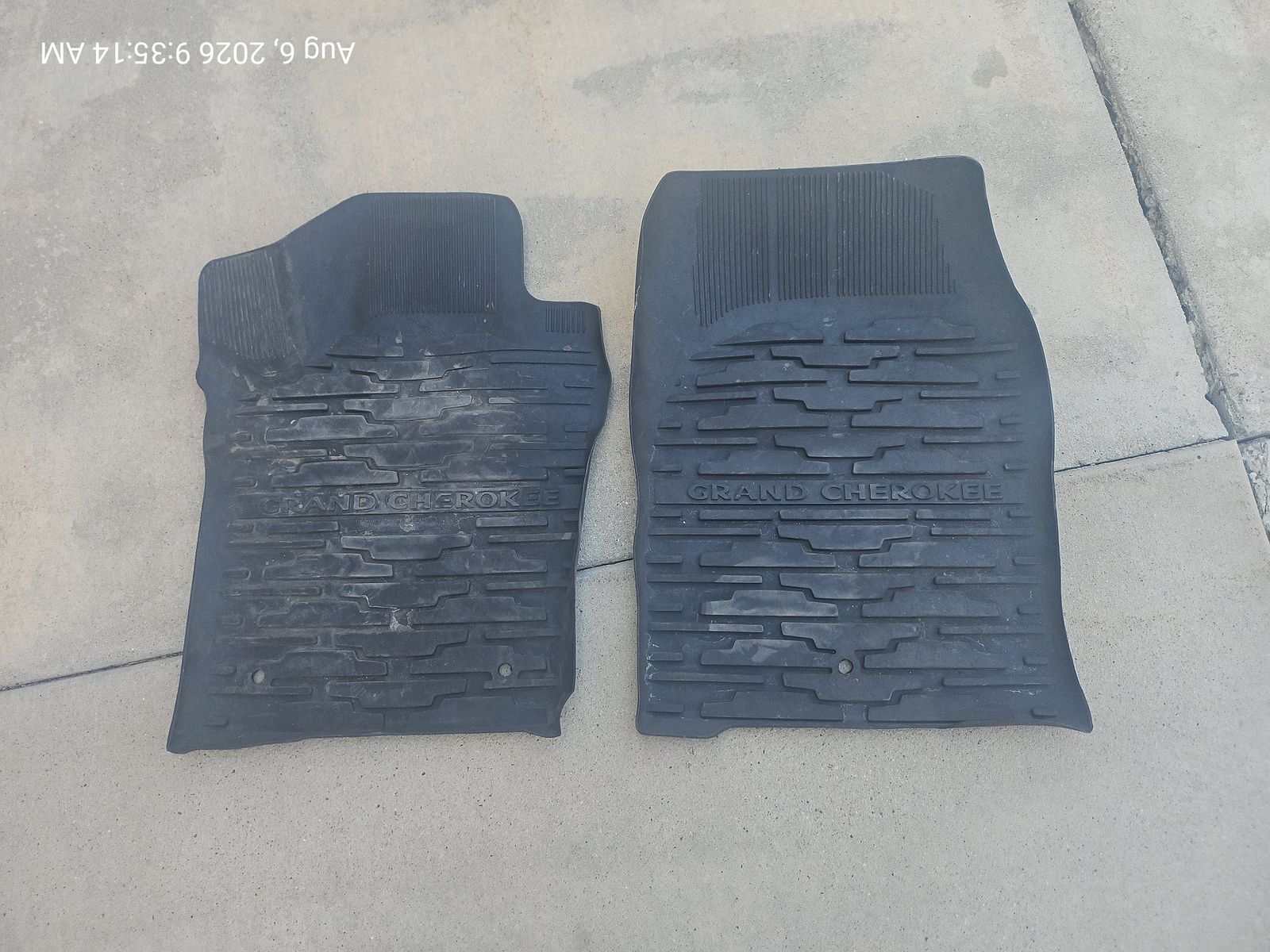 Jeep Grand Cherokee OEM All-Weather Rubber Front Floor Mats - Set of 2 Black