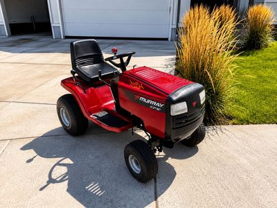 Racing lawnmower / riding lawnmower Murray 17.5 HP 42" Riding Lawn Mower Tractor Red Flame Decals