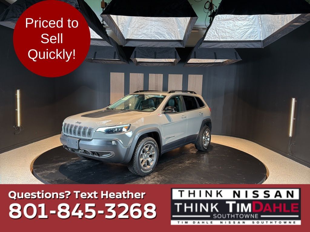 2022 Jeep Cherokee Trailhawk