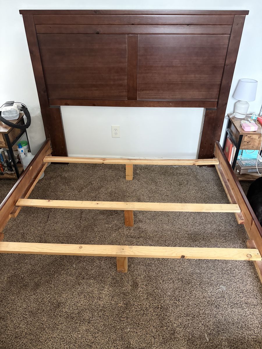 Queen Bedframe Solid Wood