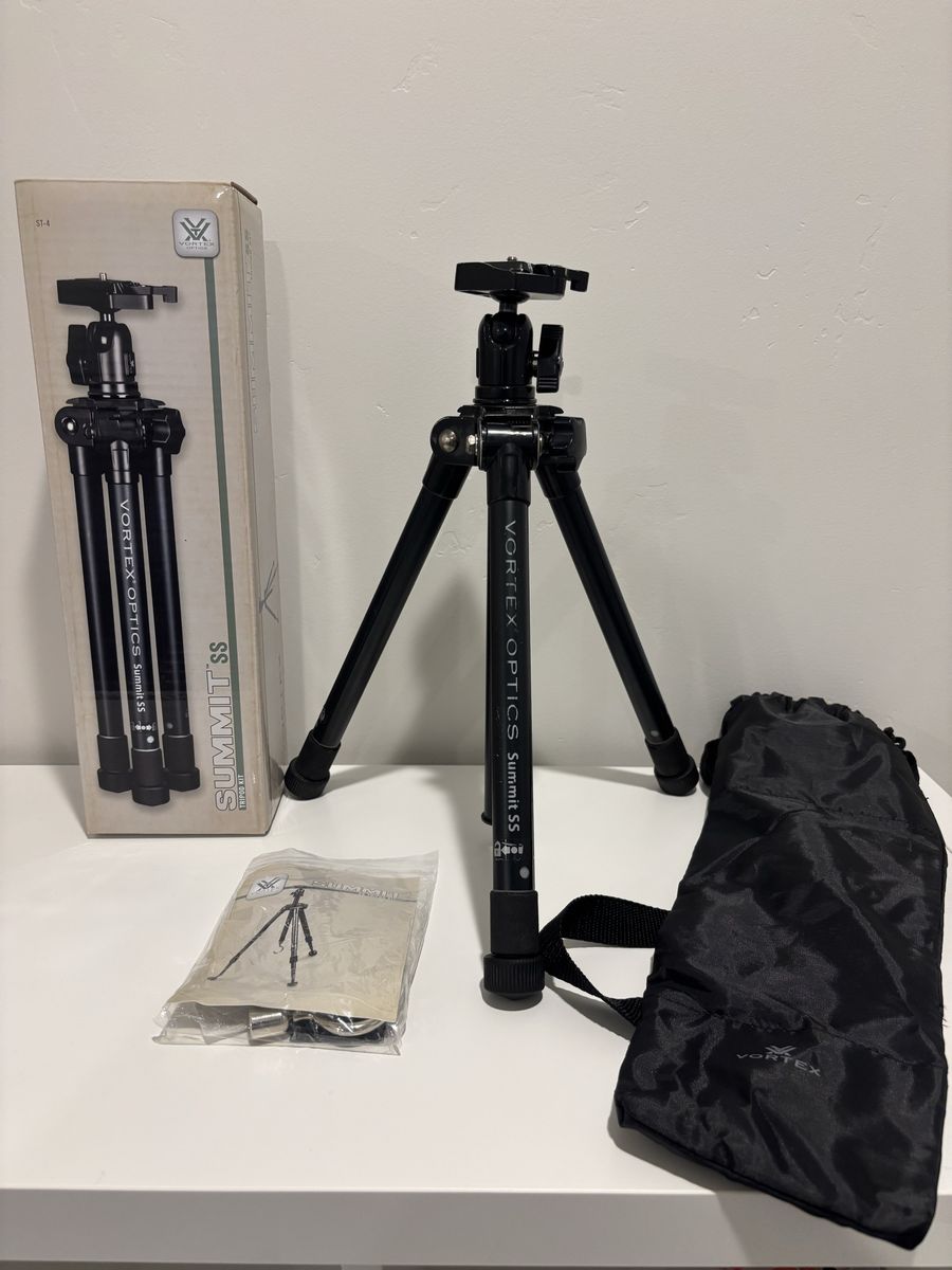 Vortex Optics Summit SS Tripod - Compact, Lightweight Aluminum Field Packing Tripod with Ball Head
