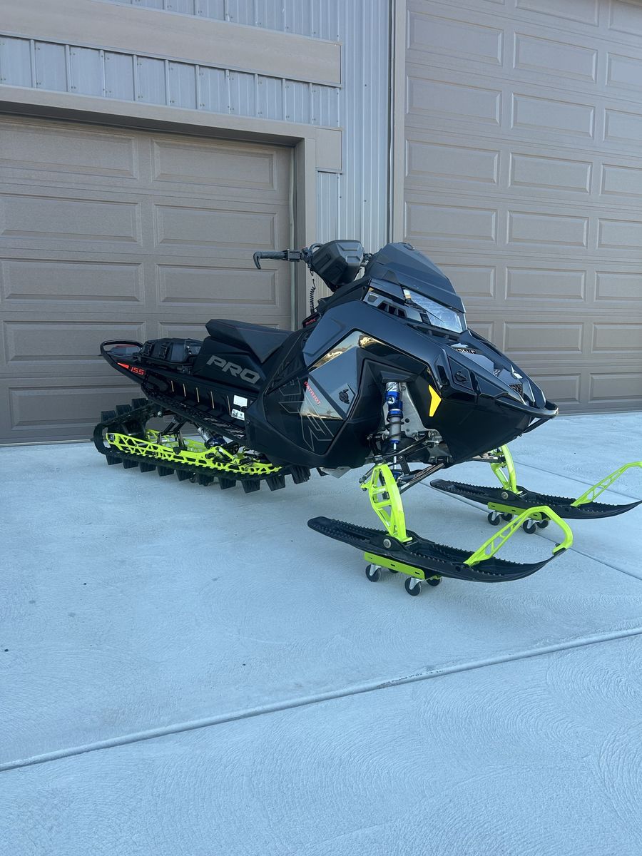 2023 Polaris 9R Pro Snowmobile 155" Track, 7S Screen, Walker Evans Velocity Shocks