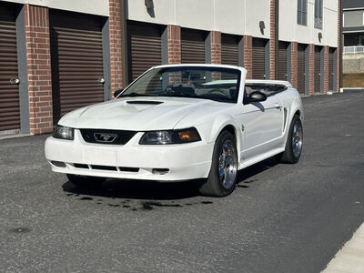 1999 FORD MUSTANG V6 Deluxe