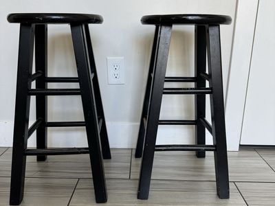 Black Solid Wood Backless Round Counter Stool 24 Inch Seat Height