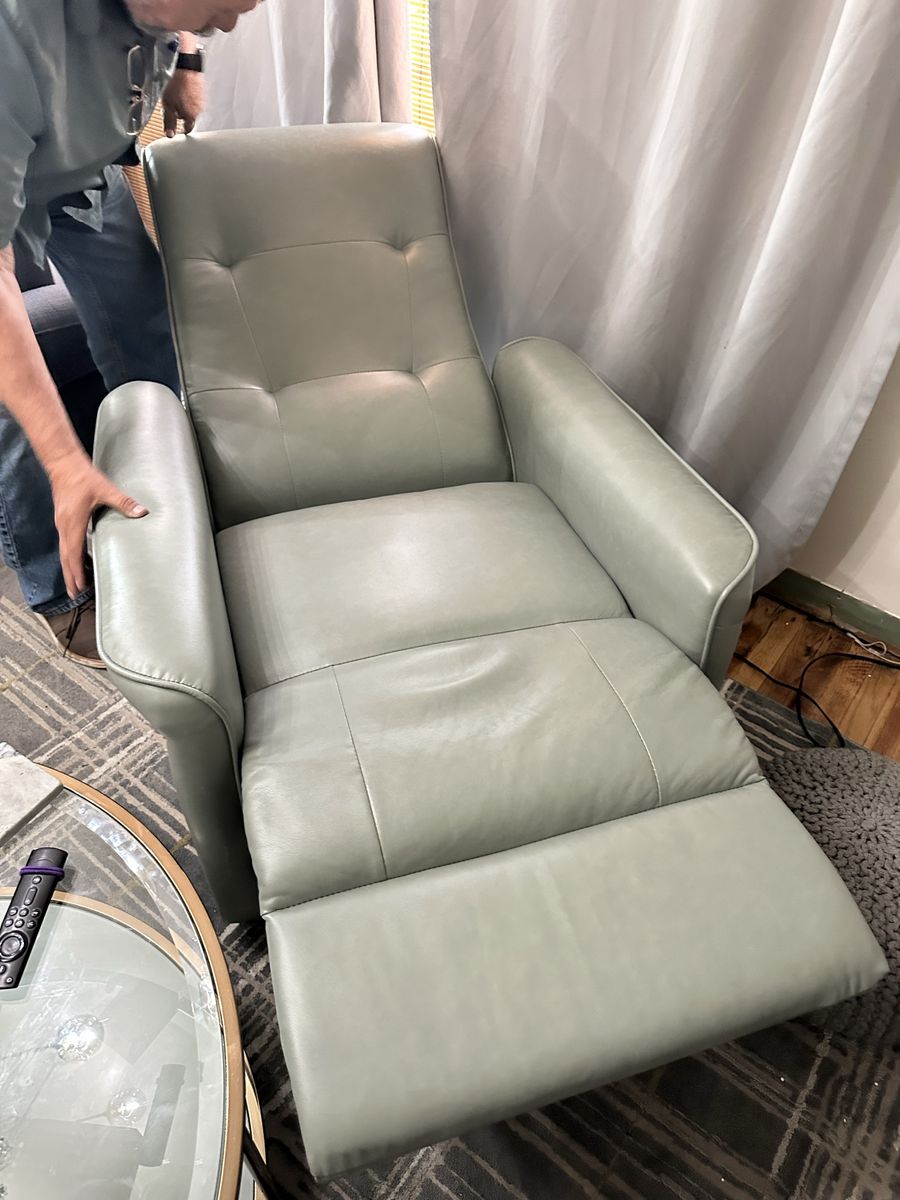 Electronic Reclining chair