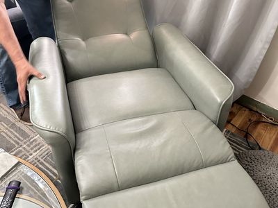 Electronic Reclining chair
