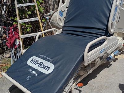 Electric hospital bed