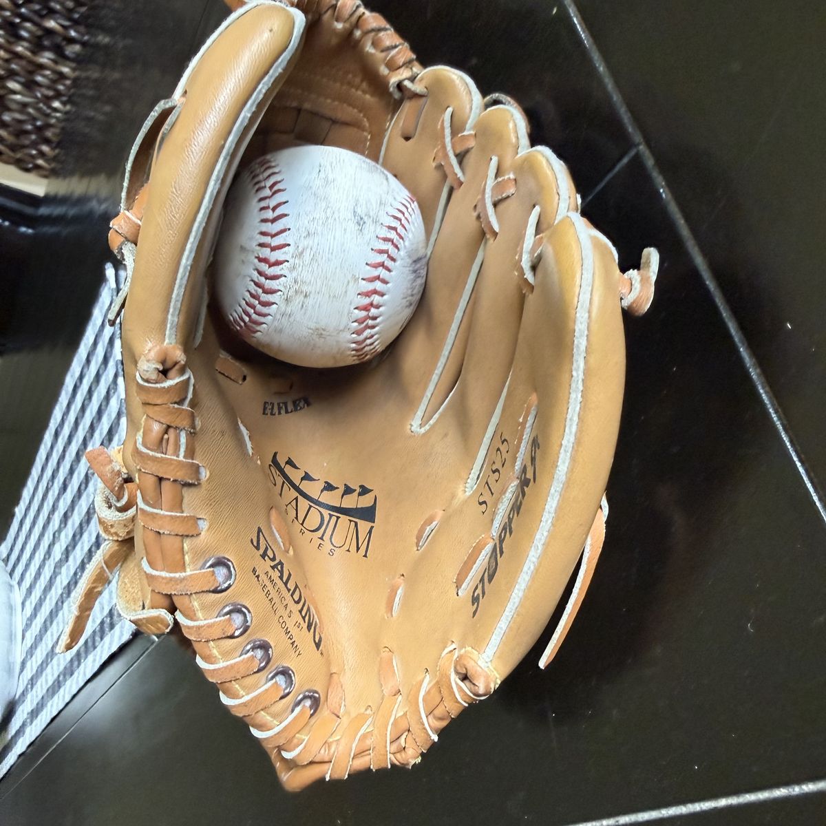 Baseball Glove for Little League T-Ball Beginner