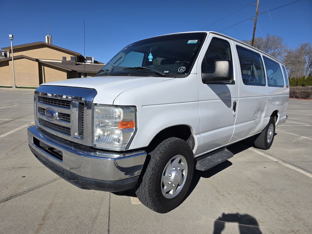 2012 Ford E-Series E-350 SD XLT