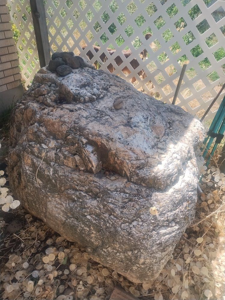 2 huge boulders 