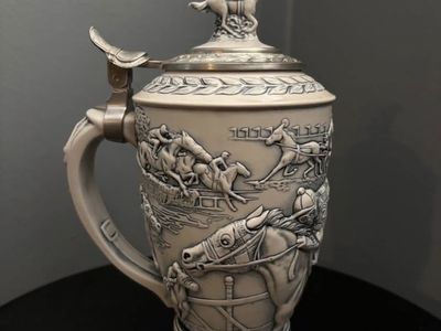 1992 Avon Winner’s Circle Horse Racing Collectible Stein