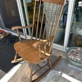 Vintage Wood Rocking Chair Excellent Condition
