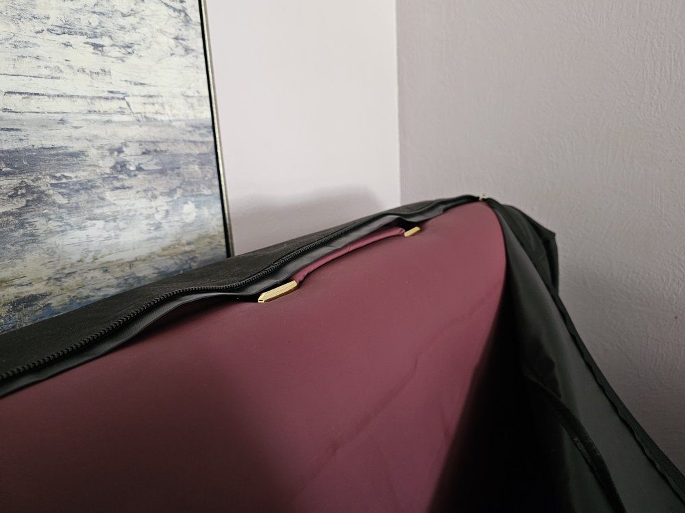 Main image 3
