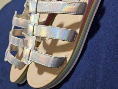 New Children's Place Size 5 Holographic Rainbow Platform Sandals