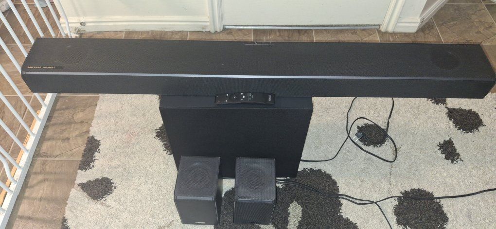 sound bar Samsung  7.1.4 soundbar