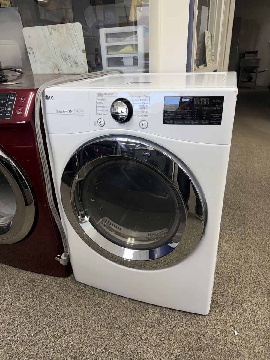 LG 7.4 Cu. Ft. White Electric Dryer with Steam & Sensor Dry - Excellent Condition