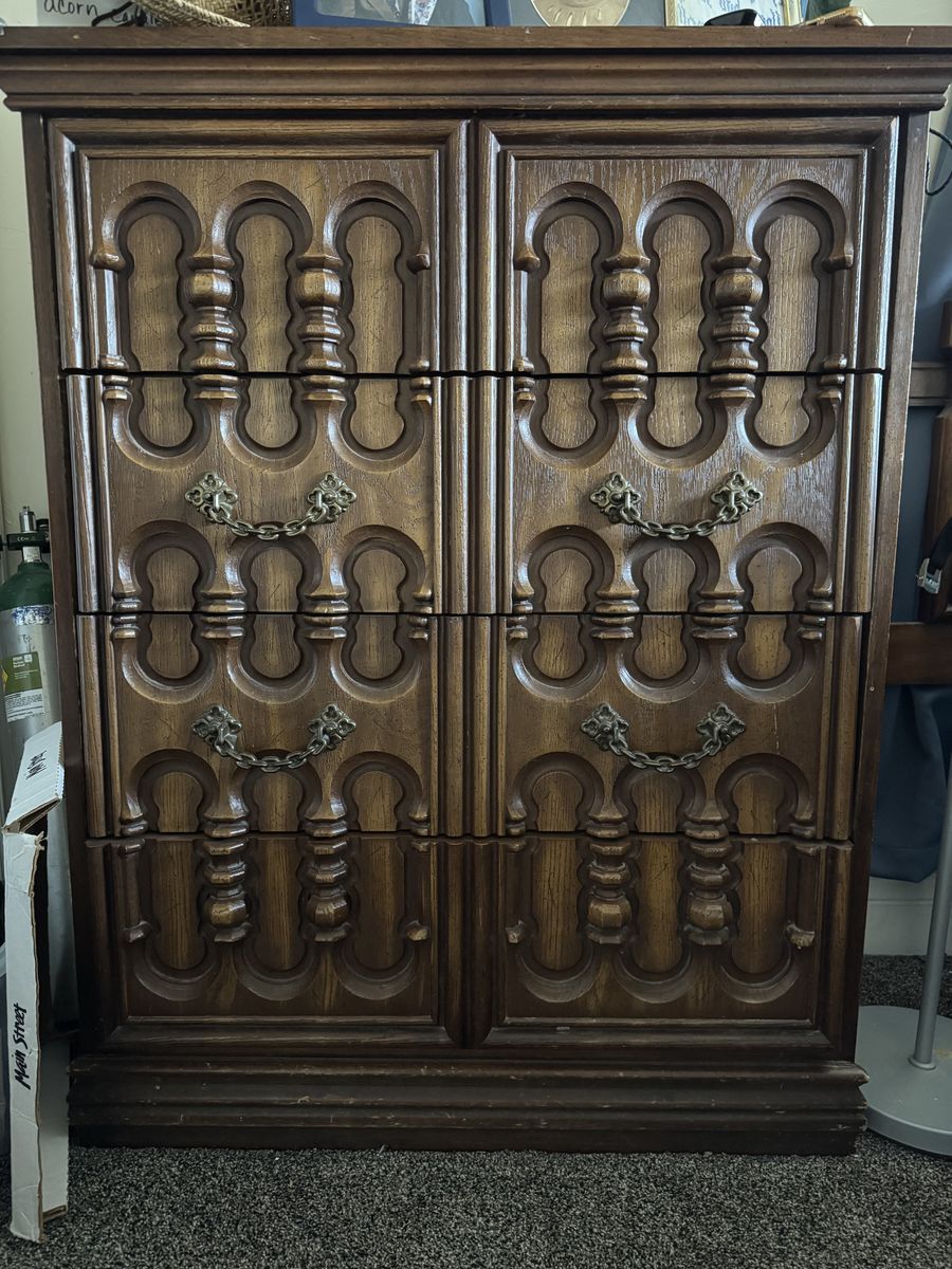 Queen Headboard and matching dressers with mirror for sale in Mapleton.