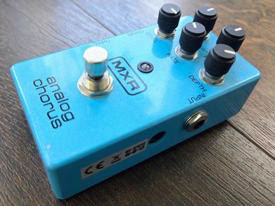 MXR Analog Chorus guitar effect pedal