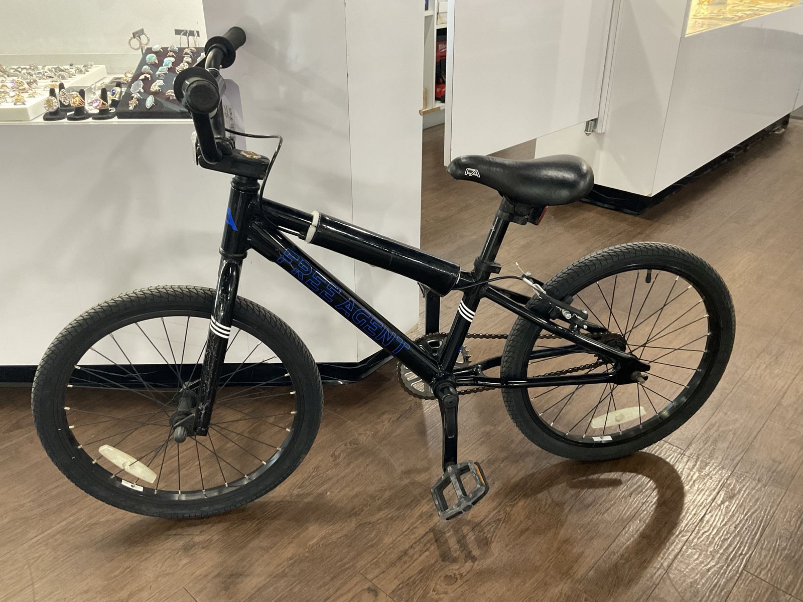 FREE AGENT BIKE BICYCLE CHAMP E75012365