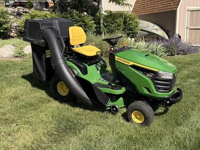 2025 John Deere S130 riding lawn mower