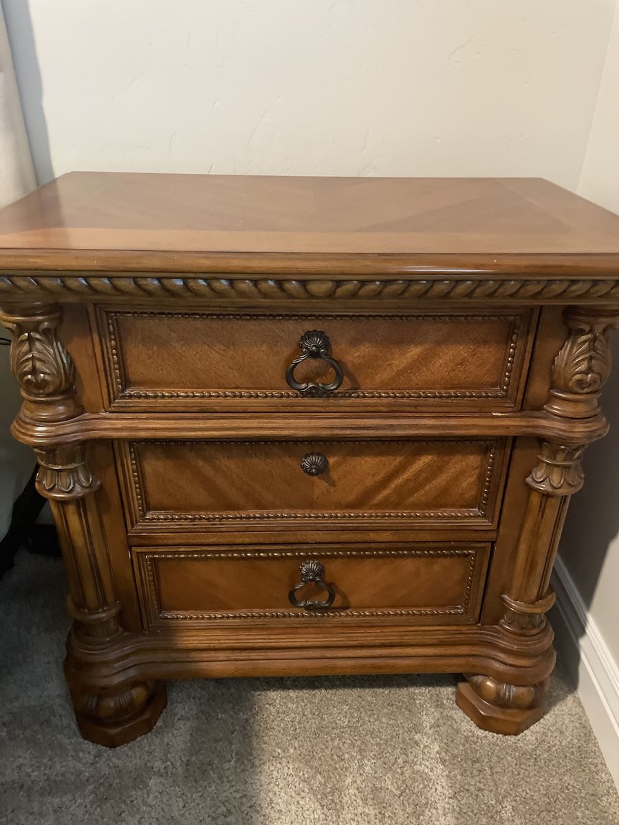Main image 3