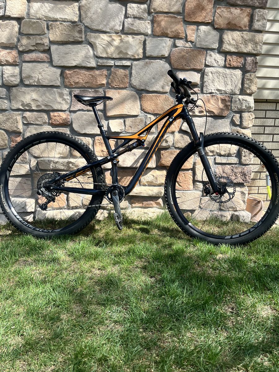 2017 Specialized Camber Expert 29 For Sale