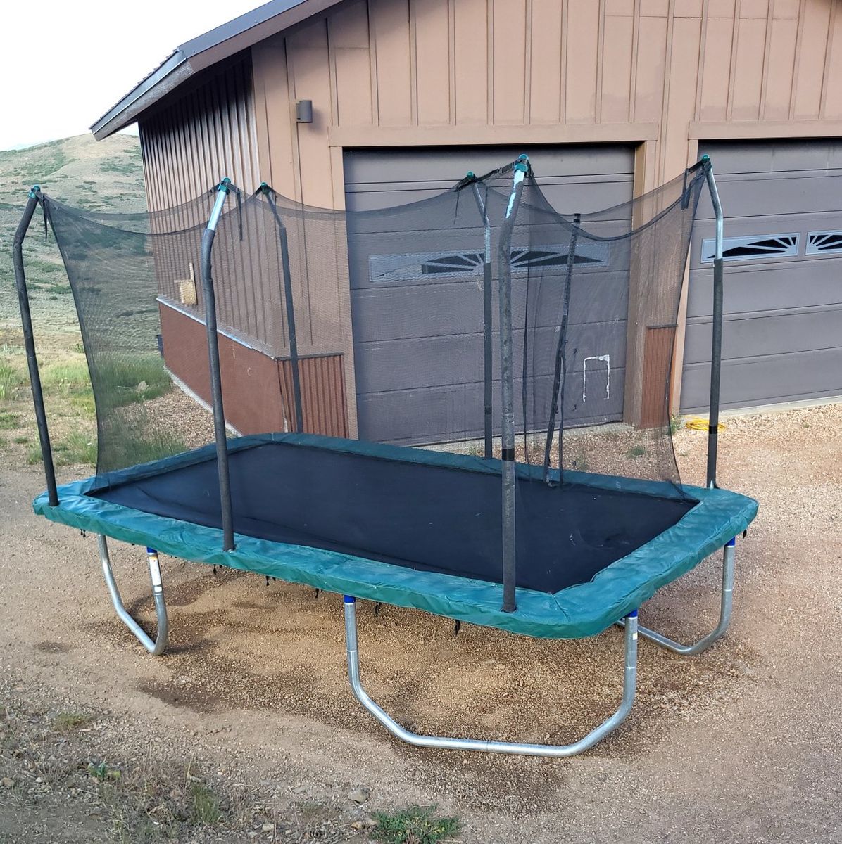 Large Rectangle Trampoline with Safety Enclosure Net - Outdoor Fun