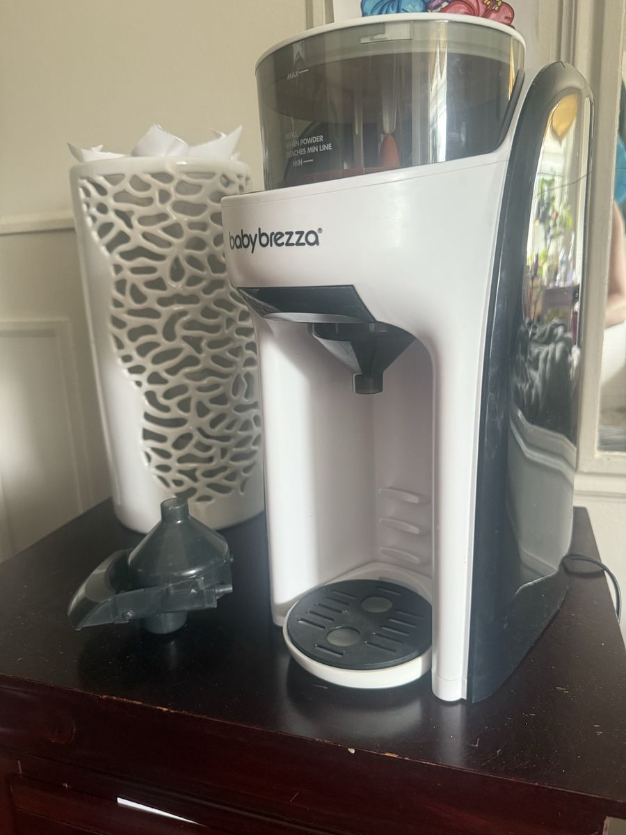 Baby Brezza Formula Pro