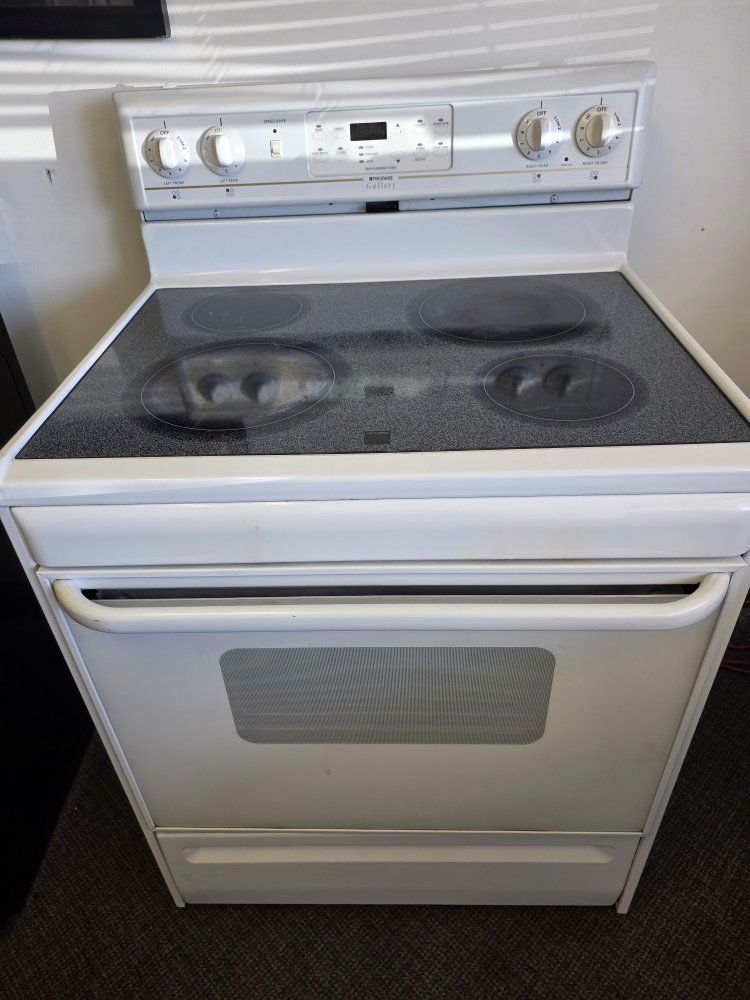 frigidaire electric stove
