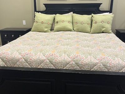 Bedroom set