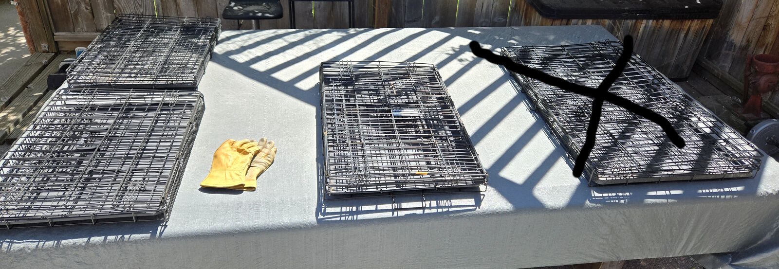 Wire Pet Kennel Crate With Bottom Pan Perfect Shape Medium Size