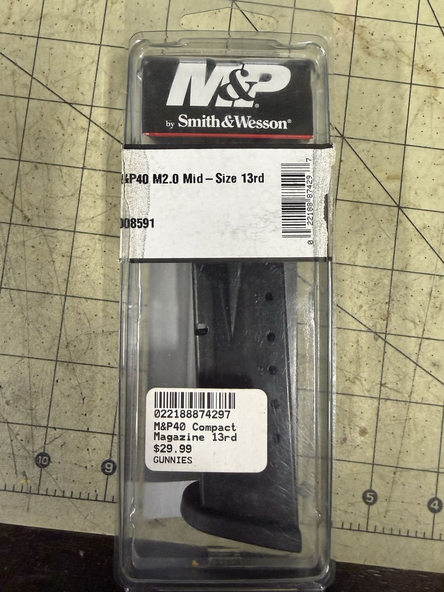 Smith and Wesson M&P .40 13rd magazine