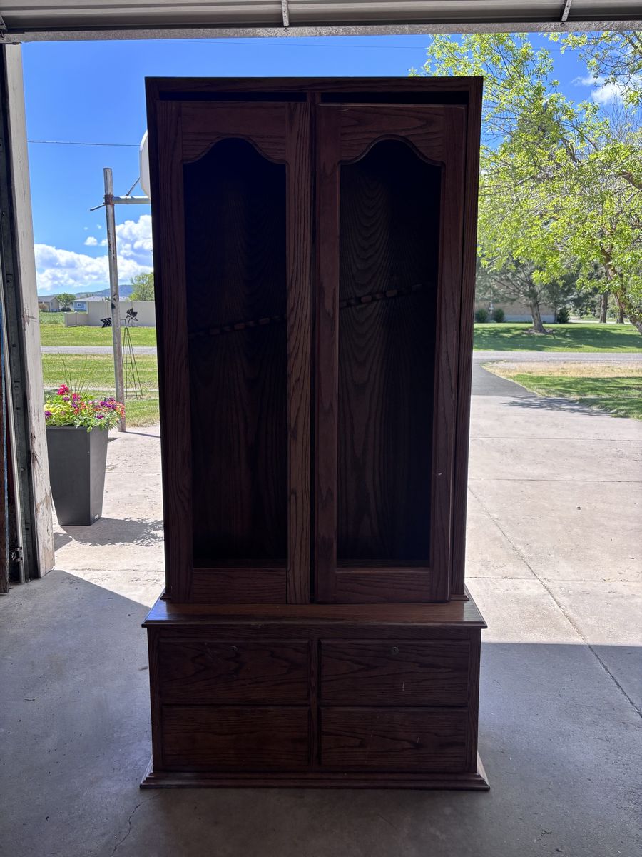 Beautiful custom made gun cabinet