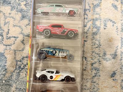 Hot Wheels HW Hot Rods 5-Pack Die-Cast Cars, JKG11 - Fabulous Hudson Hornet & More (New)