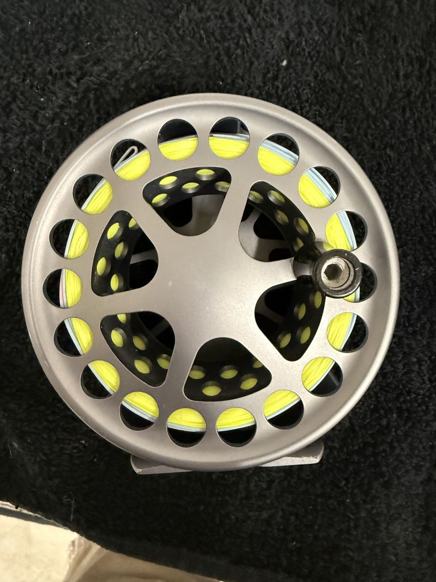 LAMSON 3.5X LITESPEED HARD ALOX FLY REEL WITH BACKING AND LINE
