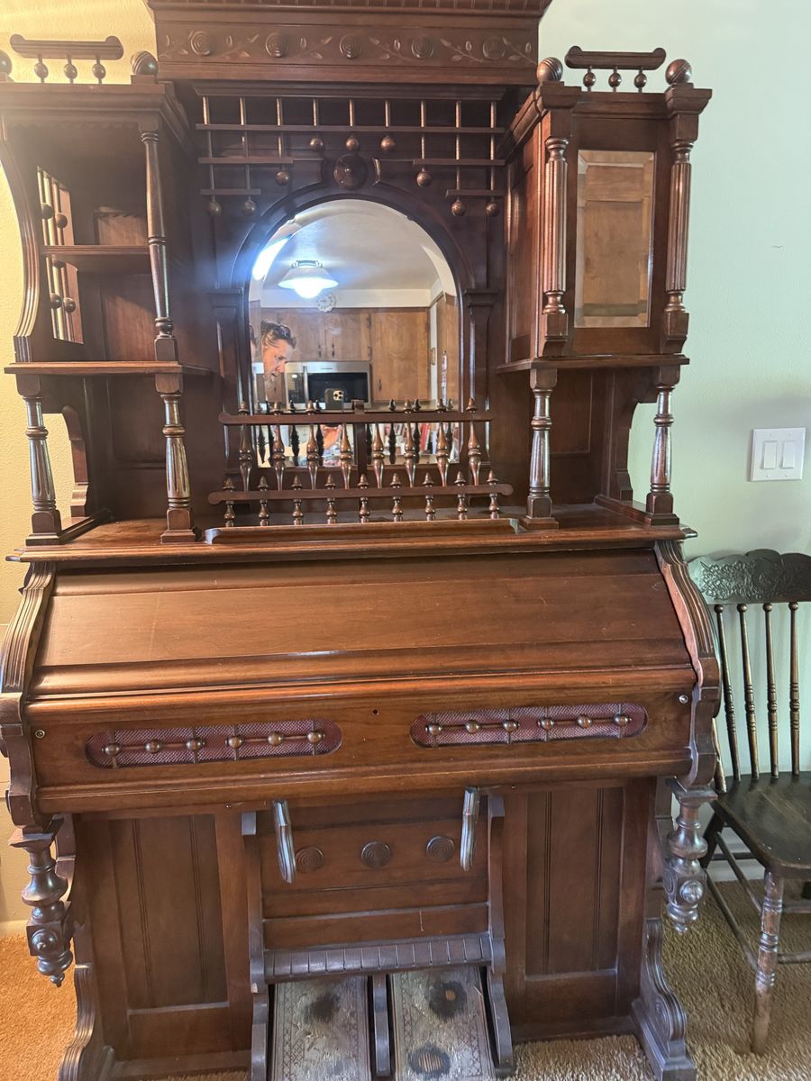 Antique Organ