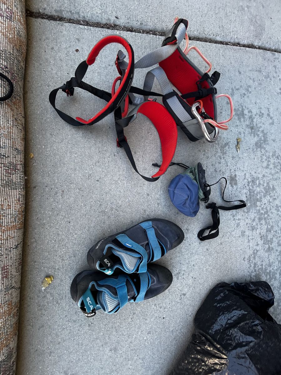 Rock Climbing Shoes(46.5)/Harrness/ Chalk Bag