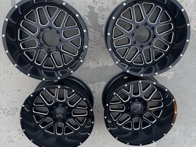F250 XD SERIES black Wheels 22x12"