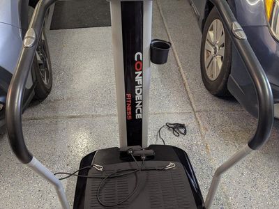 Confidence Fitness Vibration Plate Exercise Machine HSM-08VF