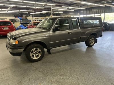 2000 Mazda B-Series B3000 SE