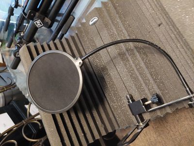 Auralex Vocalshield with Pop filter