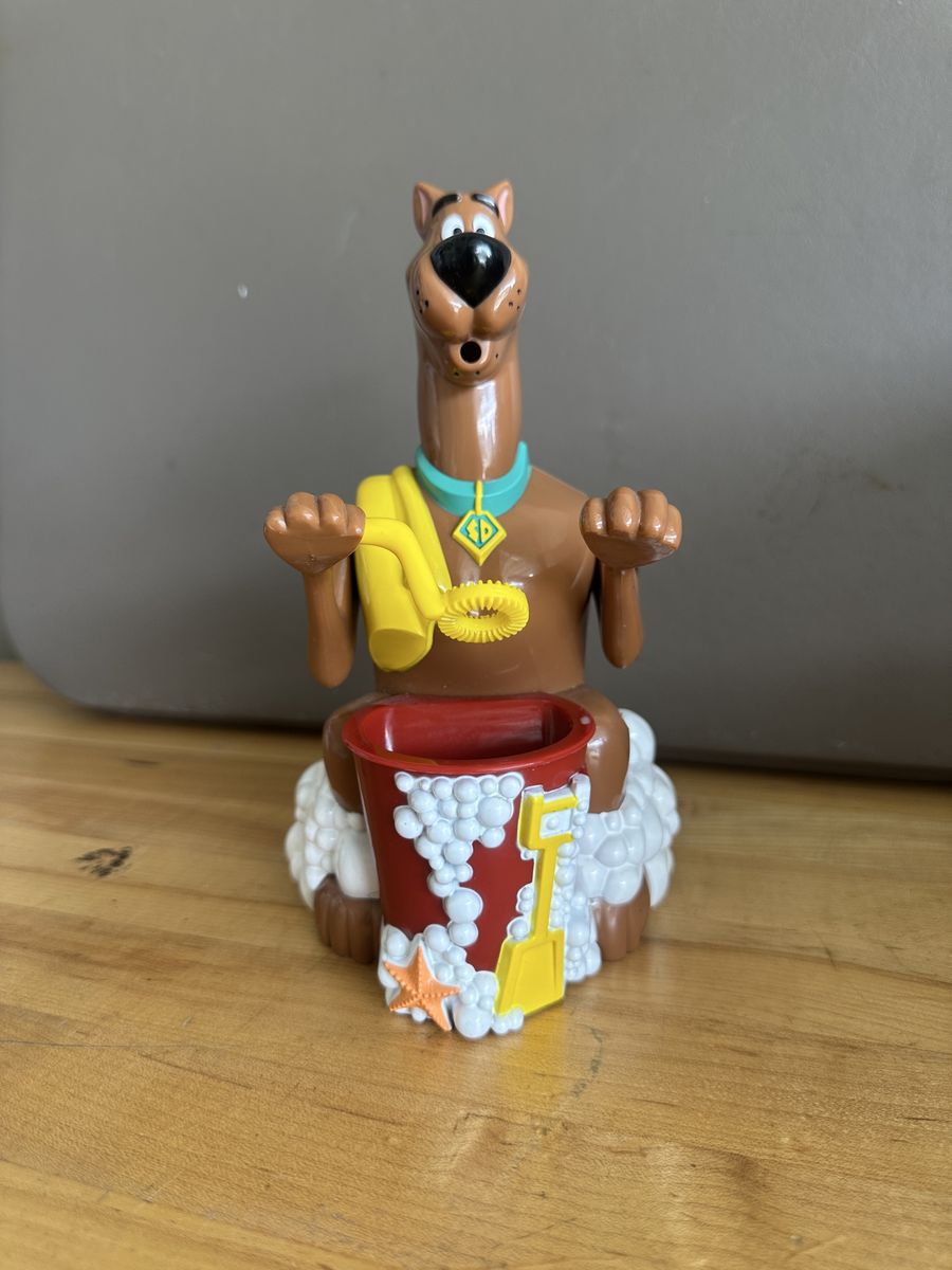 Yo, Shaggy!!! Scooby Doo Bubble Blower
